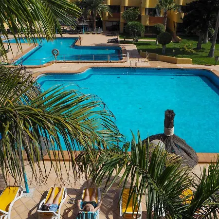 大西洋花园海滩伴侣公寓 *